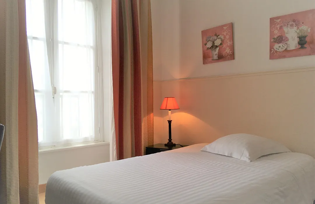 Brit Hotel Limoges Centre Gare - Hotel & Spa-1